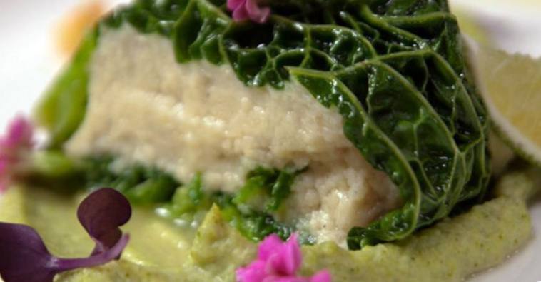 Рецепт Мусс из белой рыбы на пюре из брокколи шаг-9