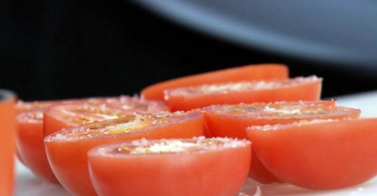 Рецепт Пряно-солёные помидоры быстрым способом шаг-1
