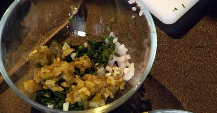 Рецепт Тунец с острой сальсой и салатным миксом  шаг-2