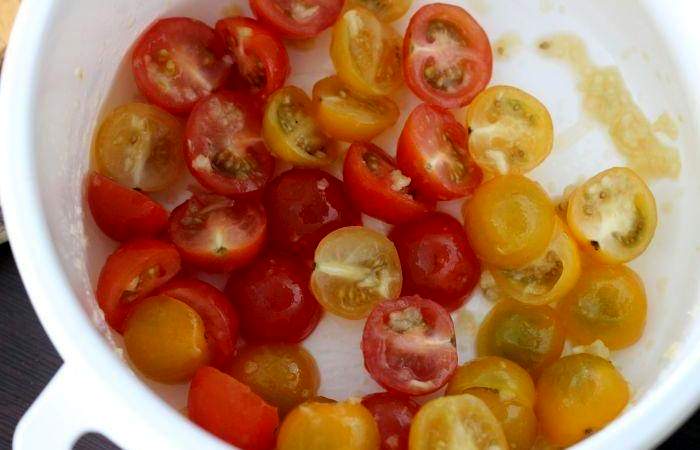 Рецепт Брускетта с помидорами черри  шаг-4