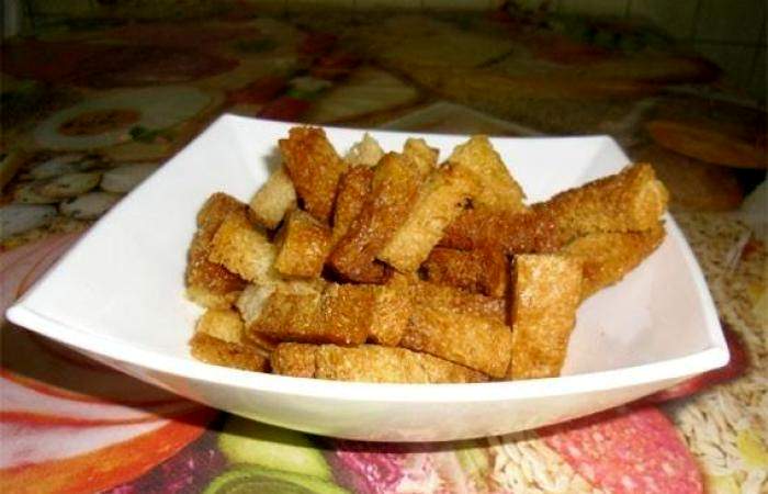Рецепт Гренки с чесноком в духовке Готовим Закуски Гренки с чесноком в духовке
