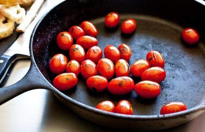 Рецепт Канапе с жареными помидорами шаг-3