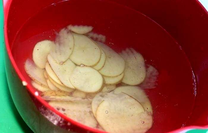 Рецепт Картофельные чипсы во фритюре  шаг-4