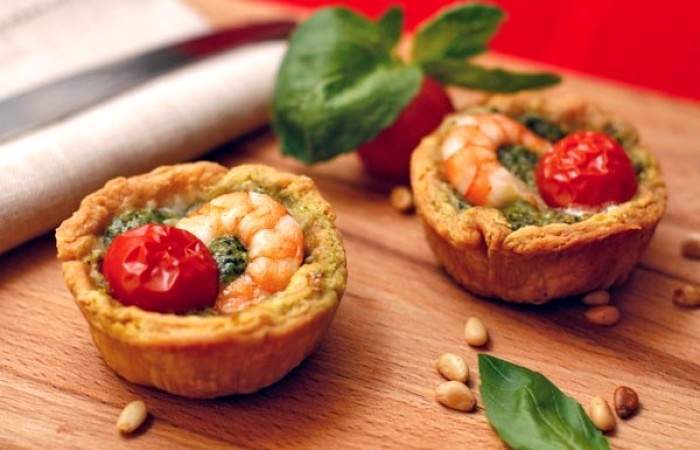Рецепт Тарталетки с соусом песто и креветками Готовим Закуски Тарталетки с соусом песто и креветками