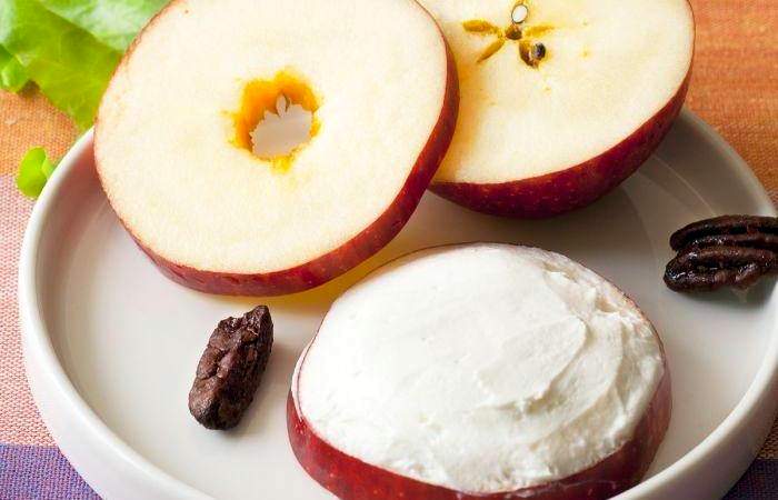 Рецепт Закуска из яблок с сыром шаг-3