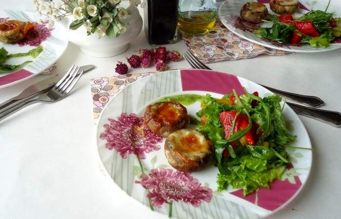 Рецепт Запеченные шампиньоны с сыром и овощами Готовим Закуски Запеченные шампиньоны с сыром и овощами