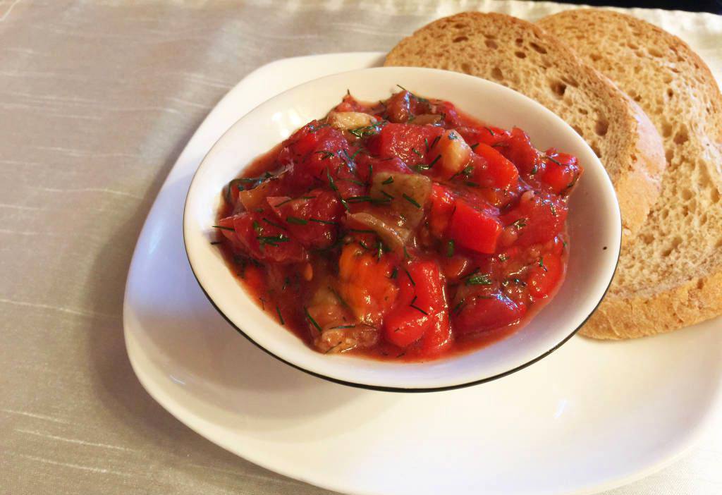 Рецепт Икра из баклажанов и помидоров кусочками Готовим Закуски Икра из баклажанов и помидоров кусочками