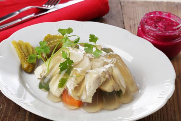 Рецепт Пасхальные рецепты: Куриный холодец Готовим Праздники Пасхальные рецепты: Куриный холодец