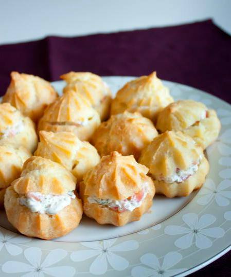 Рецепт Профитроли с лососем и сливочным сыром Готовим Закуски Профитроли с лососем и сливочным сыром