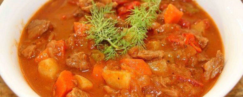 Гуляш с курицей Гуляш с курицей