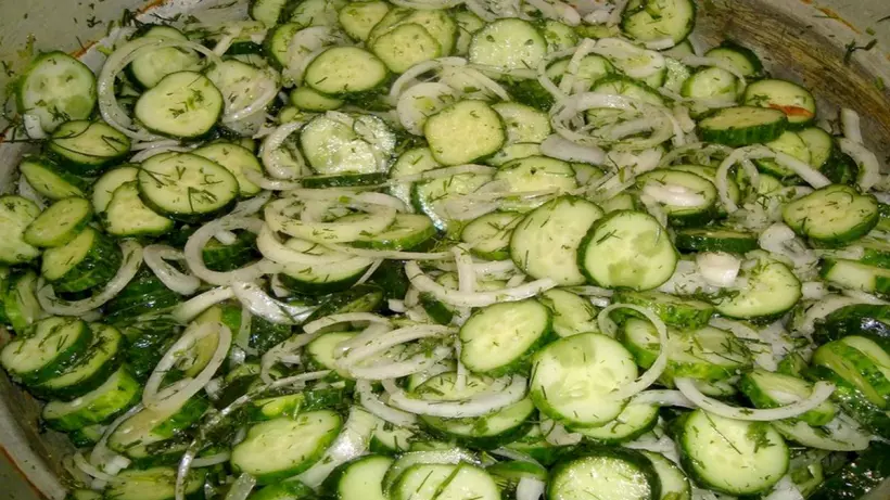 Готовим Консервация Зеленый салат Нежинский из огурцов на зиму