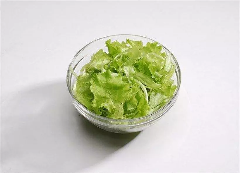 Готовим Салаты Зеленый салат с винегретом
