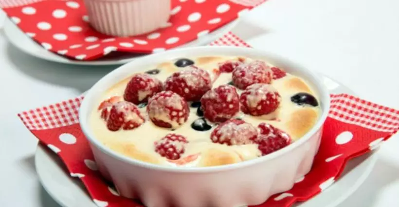 Готовим Десерты Запеченный сабайон со свежими ягодами