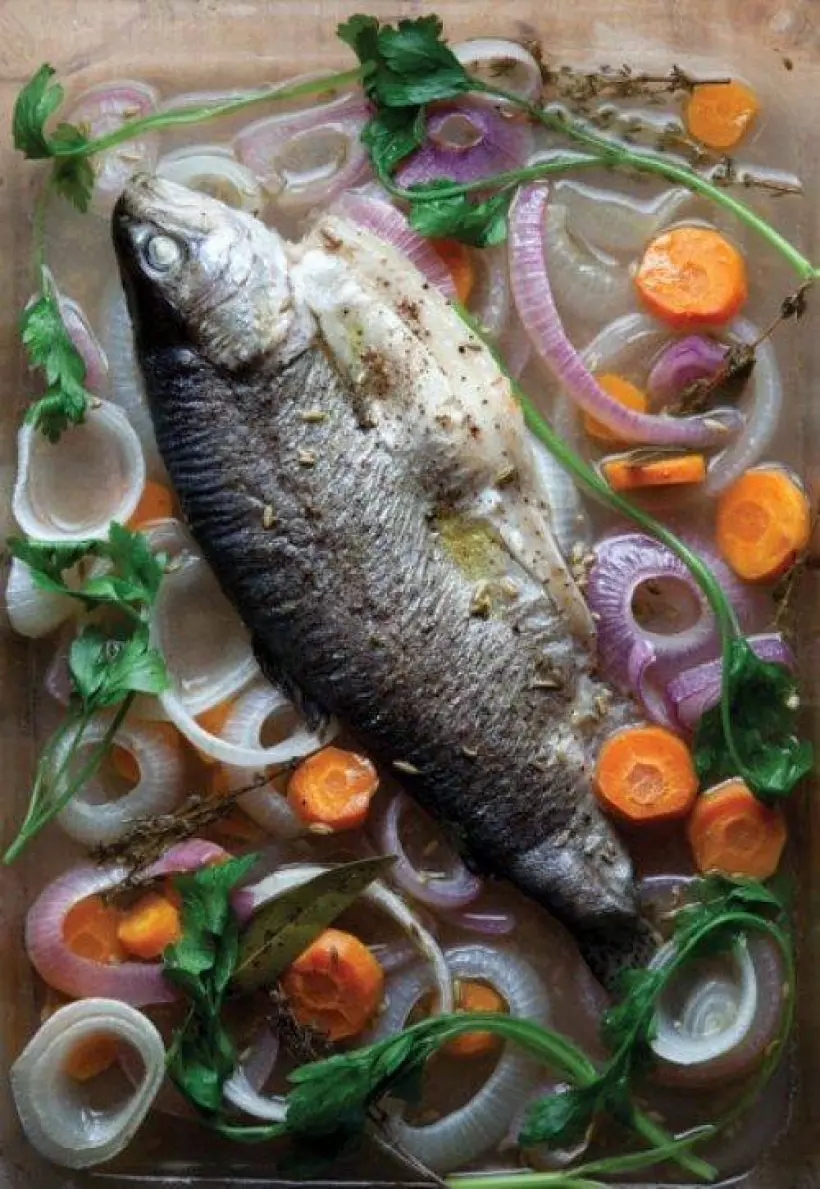 Готовим Рыба Форель пашот с луком и семенами укропа