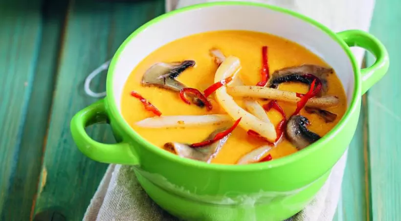 Готовим Супы Суп из тыквы с грибами и кальмарами