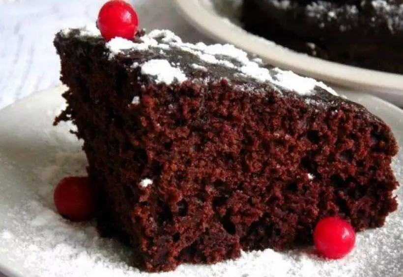 Готовим Десерты Влажный шоколадный торт-пирожное