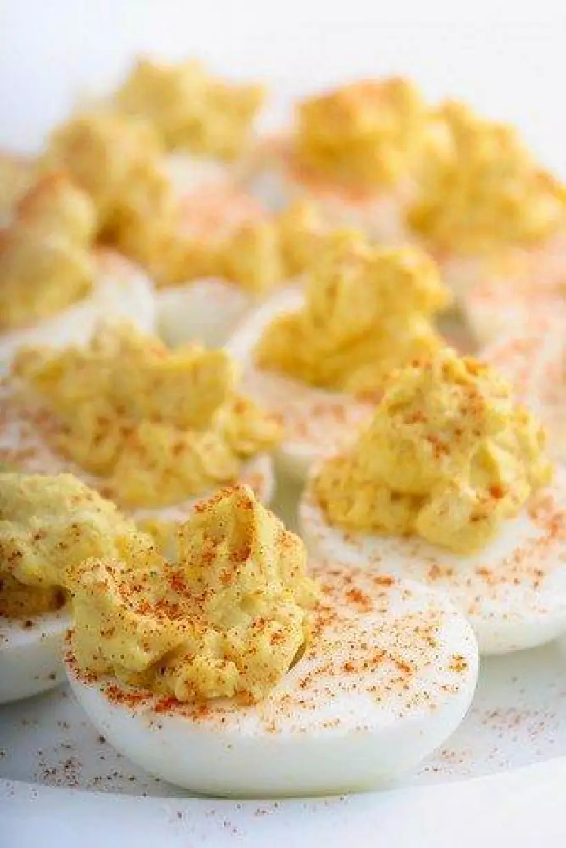 Готовим Закуски Фаршированные яйца с паприкой