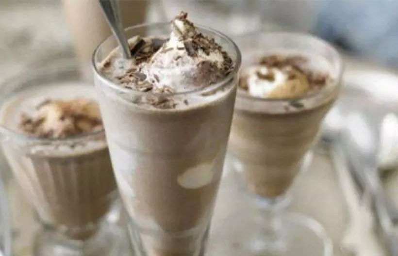Готовим Коктейли Кофейно-шоколадный молочный коктейль