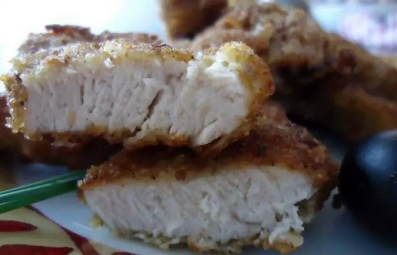 Готовим Мясо Пикантная курица в панировочных сухарях