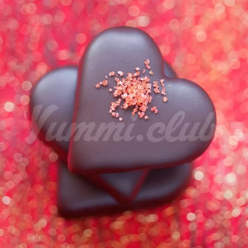 Готовим Десерты Миндально-клубничные конфеты для влюбленных