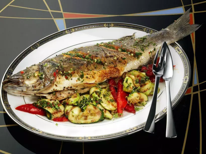 Готовим Рыба Сибас с овощами и песто из прованских трав