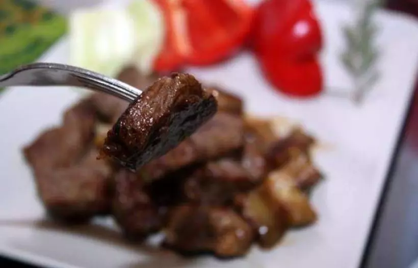 Готовим Мясо Жареное мясо с баклажанами