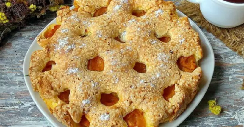 Готовим Выпечка Абрикосовый пирог на яблочной подушке