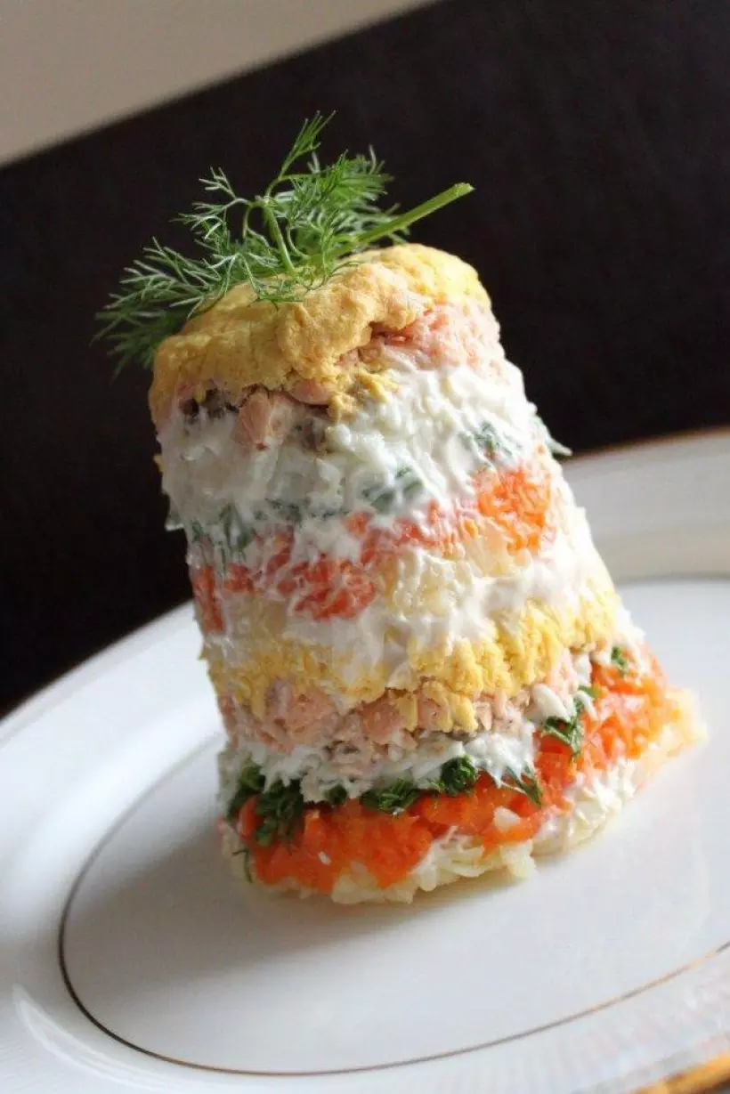 Готовим Салаты Порционный салат «Мимоза» с лососем