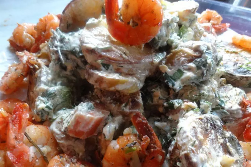 Готовим Салаты Салат из запеченных овощей с креветками и заправкой крем-фреш