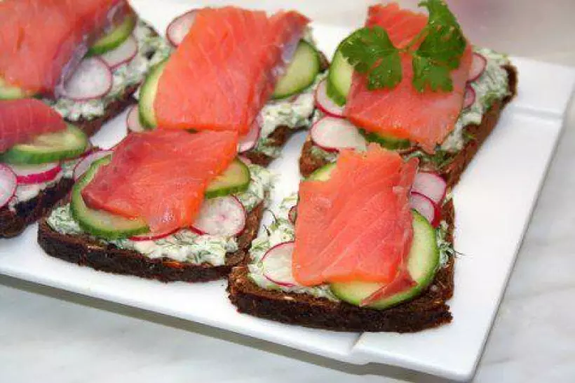 Готовим Закуски Датские рыбные бутерброды