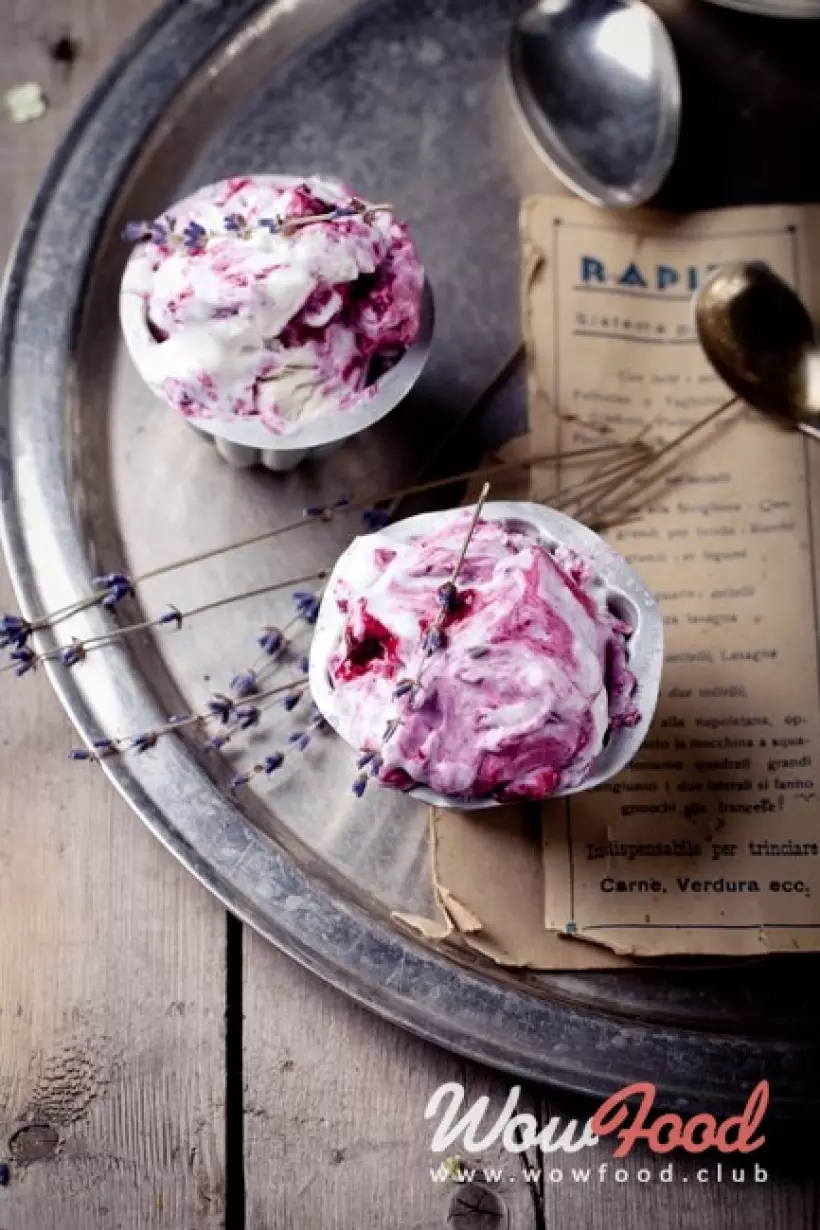 Готовим Десерты Черносмородиновое мороженое с лавандой