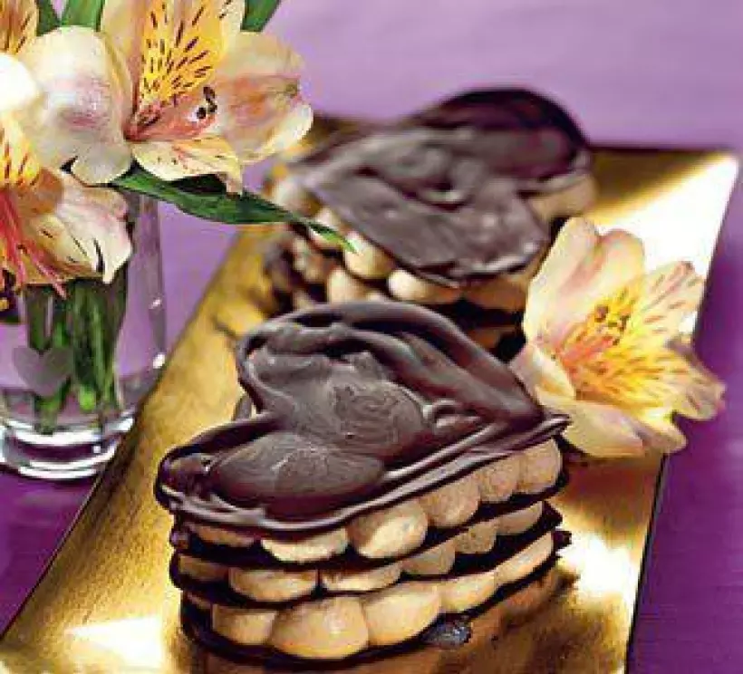 Готовим Десерты Шоколадные сердечки со сливочным муссом