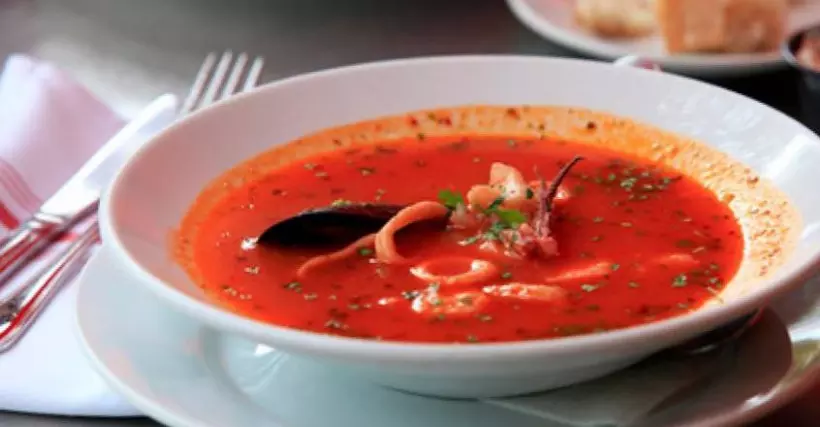 Готовим Супы Томатный суп с морепродуктами