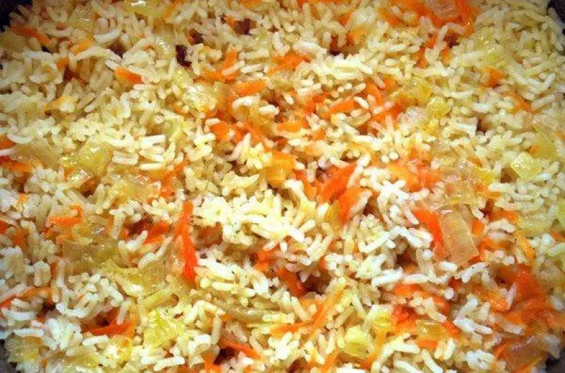 Готовим Здоровье Рис с кукурузой, луком и морковью