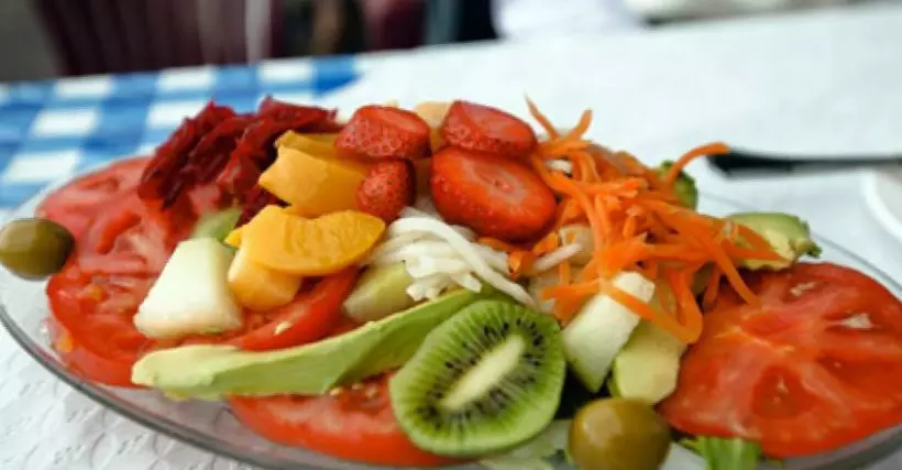 Готовим Десерты Канарский фруктово-овощной салат