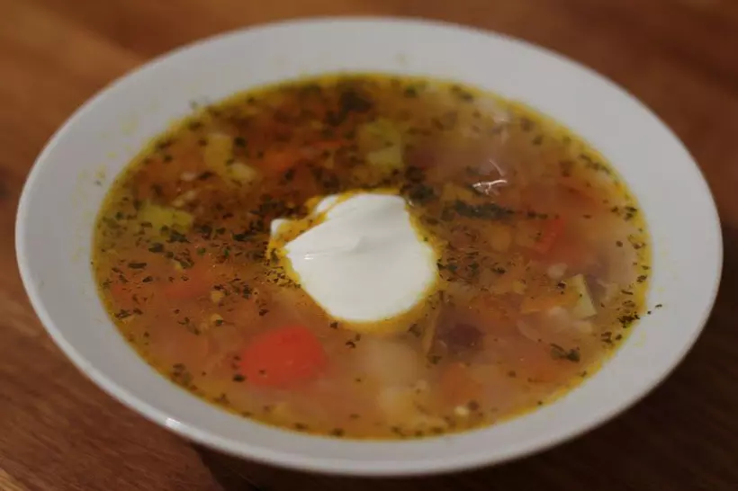 Готовим Вегетарианские Овощной суп с орегано