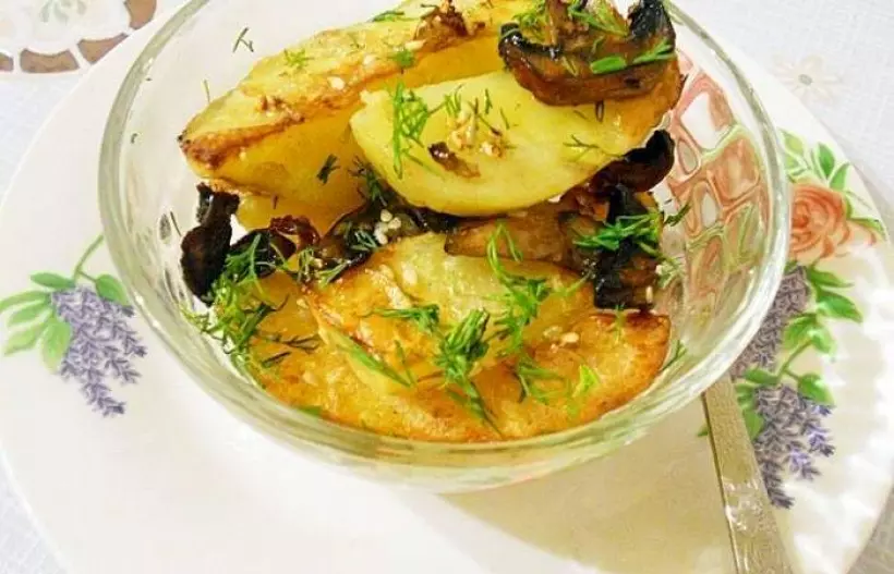 Готовим Вегетарианские Запеченный картофель с грибами