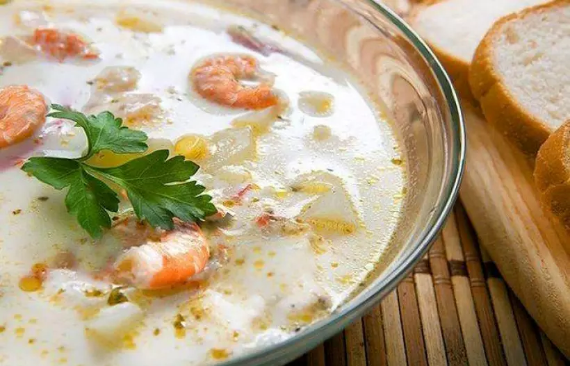 Готовим Супы Суп из овощей с креветками и плавленым сыром