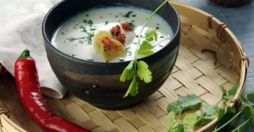 Готовим Супы Куриный суп на кокосовом молоке