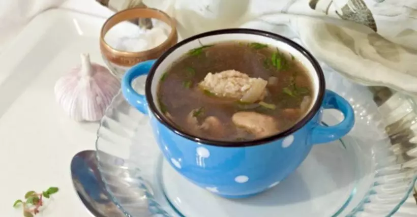 Готовим Супы Суп с грибами, индейкой и пшеничными клёцками