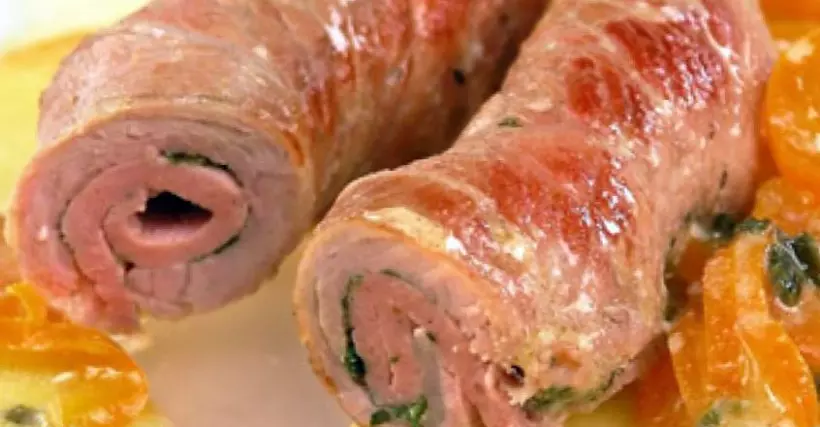 Готовим Мясо Свиные рулеты с колбасой и перцем