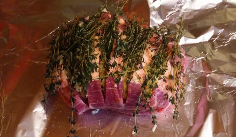 Готовим Мясо Свиная корейка, запеченная с базиликом и пармезаном