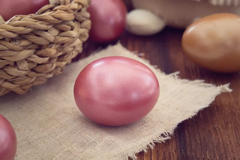 Красим яйца