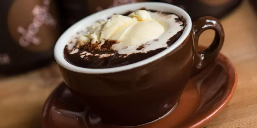 Готовим Коктейли Шоколадный кофе с молоком