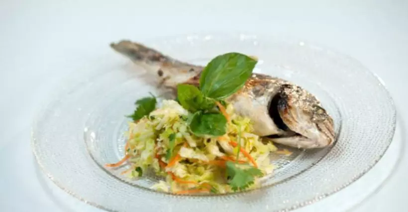 Готовим Рыба Дорада с салатом из савойской капусты