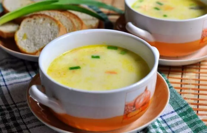 Готовим Супы Сырный суп с овощами и копчеными ребрышками
