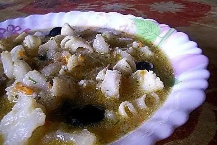 Готовим Супы Рыбный суп с цветной капустой и маслинами