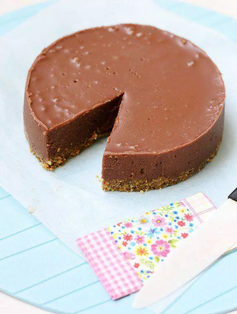 Готовим Десерты Шоколадно-ореховый торт с кремом
