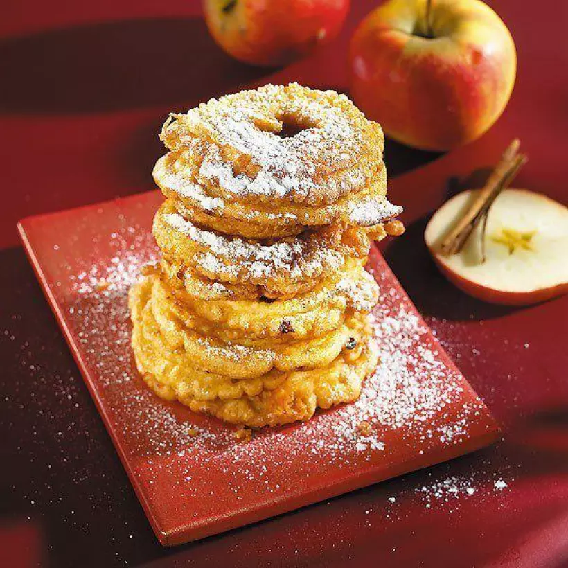 Готовим Десерты Яблочные кольца с медом, изюмом и орехами