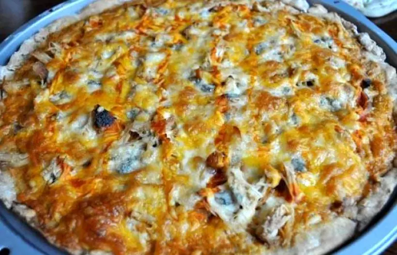 Готовим Выпечка Пицца с курицей и сыром